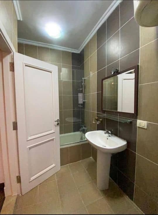 16 WhatsApp Image 2026-10-22 at 10.49. 00 AM (1). jpg