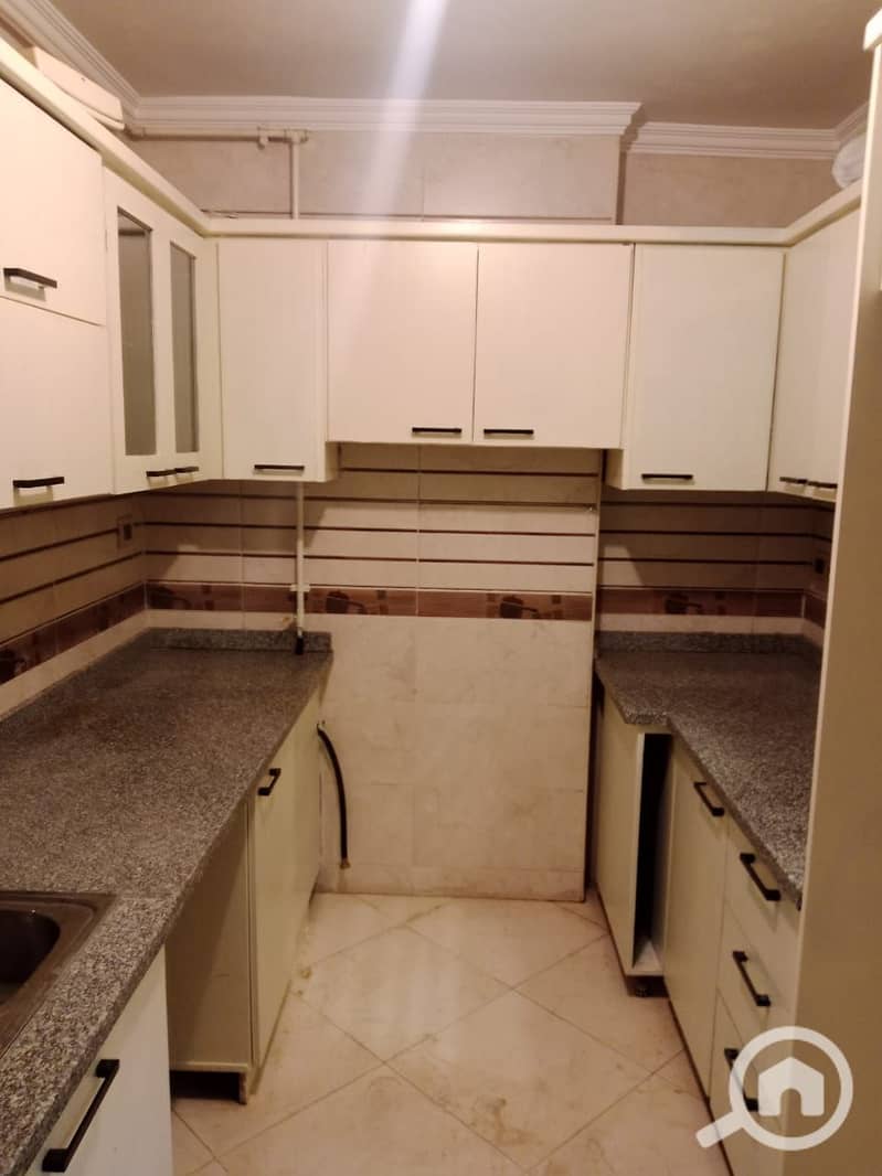 2 055bb763-09b7-4952-a73c-0375cecd05df. jpg