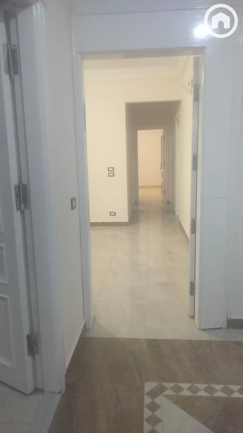 3 1000879621. jpg