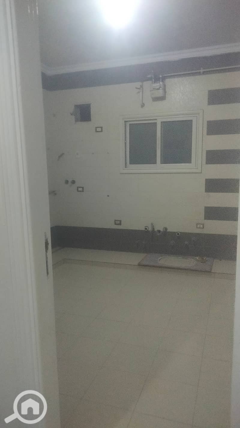 4 1000879622. jpg
