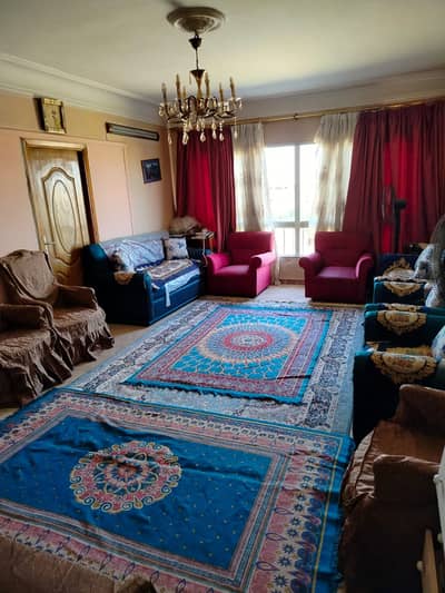 3 Bedroom Apartment for Sale in Maadi, Cairo - للبيع شقة ١٢٦ متر الدور الخامس ٣ غرف بشارع ٢٣٣ المعادي، أسانسير وجراج