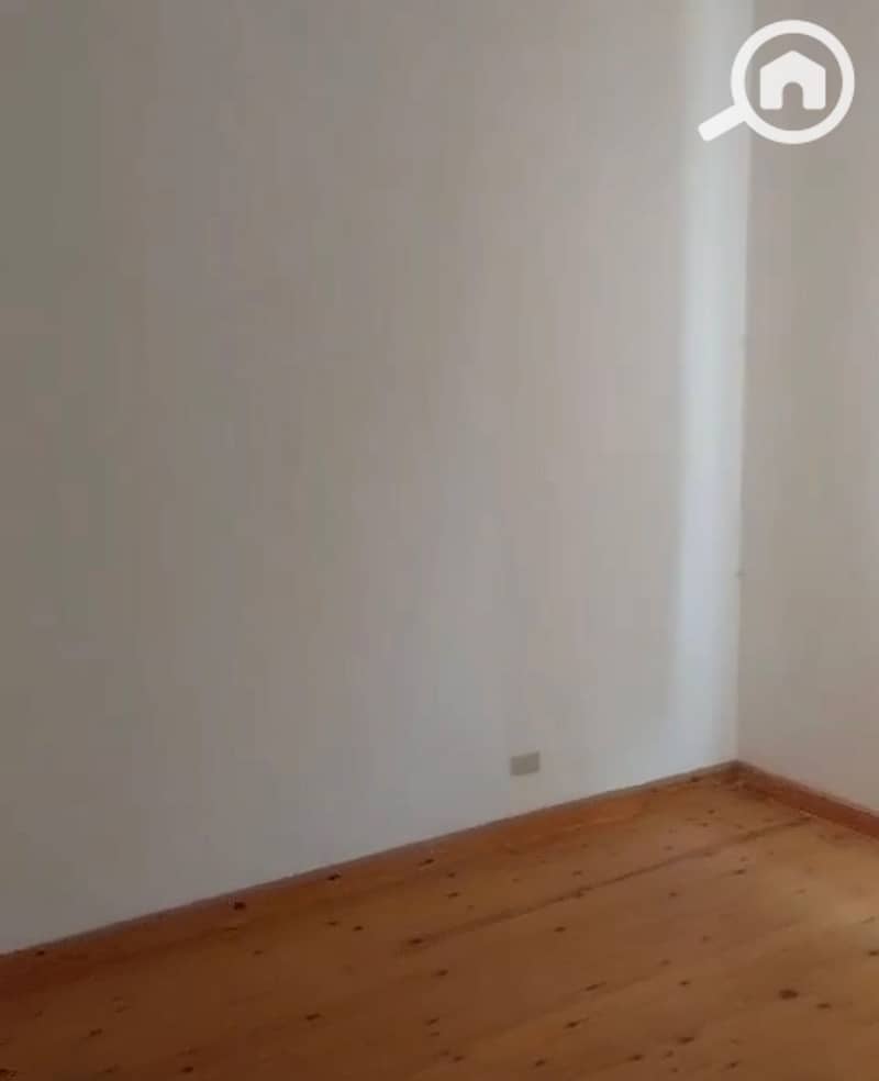 3 67767. jpg