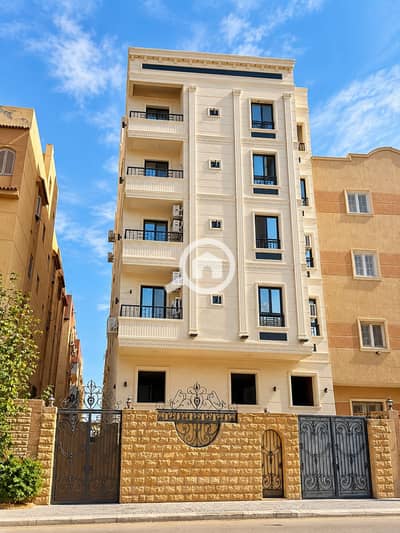 فلیٹ 4 غرف نوم للبيع في 6 اكتوبر، الجيزة - 1000671608. png