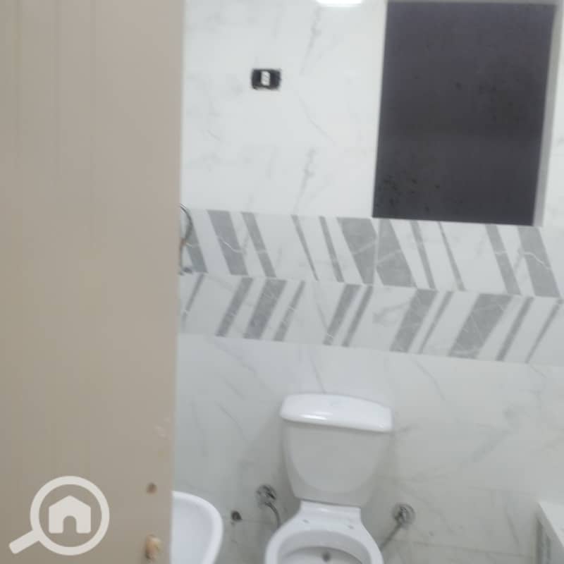 6 1000549977. jpg