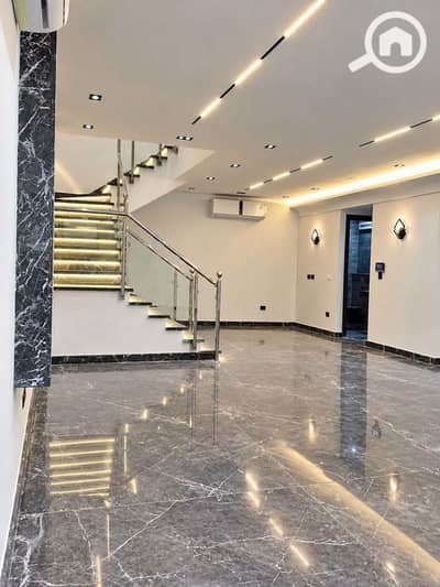 3 Bedroom Villa for Sale in New Cairo, Cairo - 855667212_1565463341931201_4366545357474215672_n. jpg