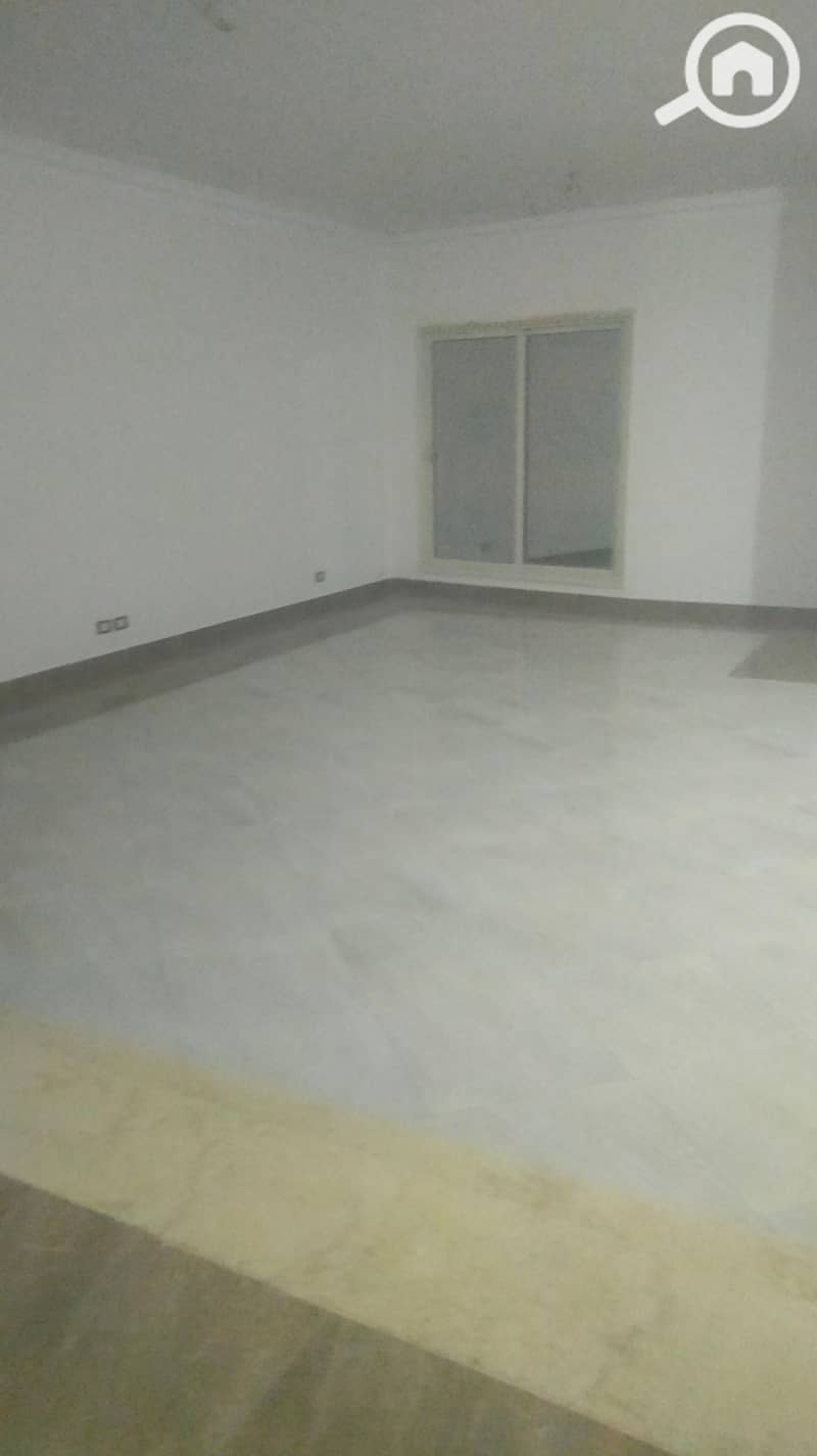 5 1000879624. jpg