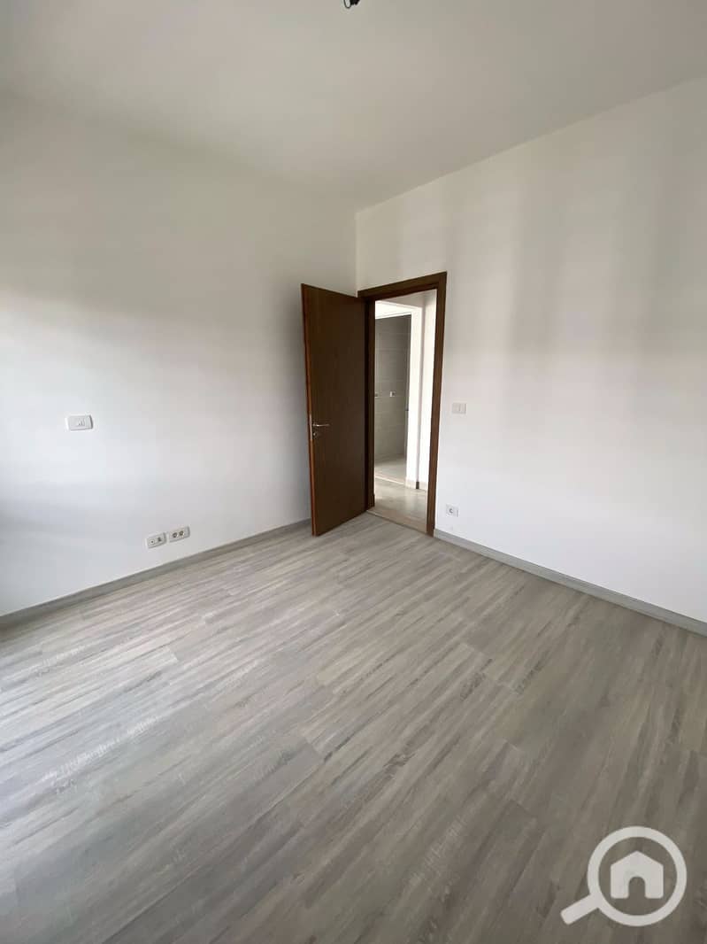 3 53472. jpg