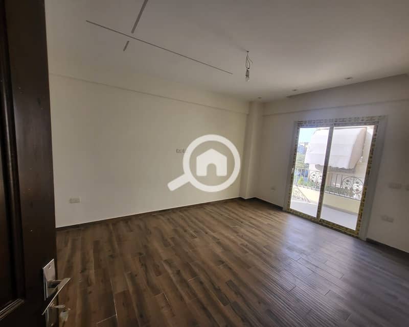 8 1000698307. jpg