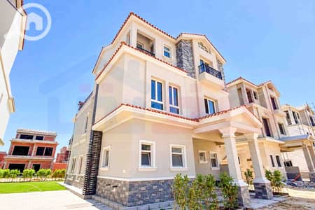 فیلا 7 غرف نوم للبيع في سموحة، الإسكندرية - WhatsApp Image 2026-10-20 at 12.19. 19. jpg