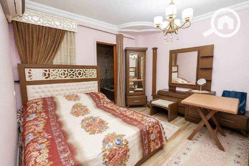 4 70cc8c33-baaf-482c-832c-7e967fbccc53. jpg