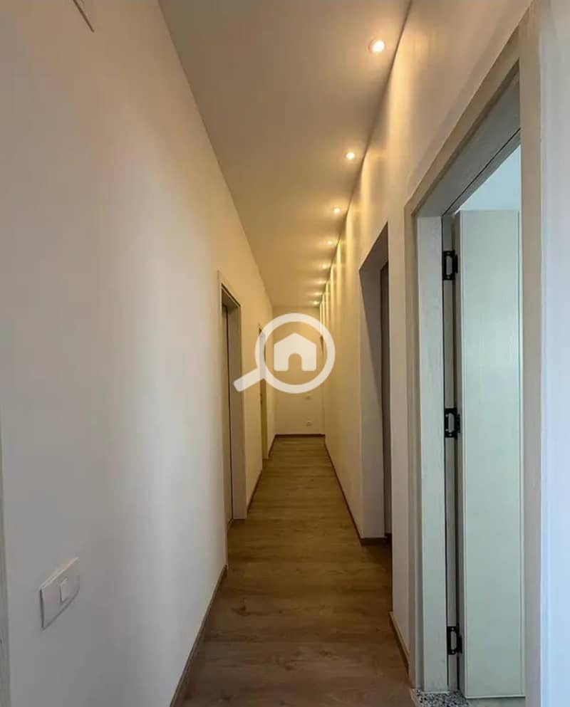 5 42dc8594-11d6-4e27-9977-0a3decd5f32c. jpg