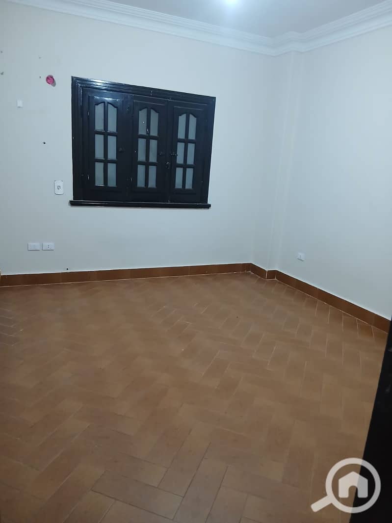 5 1000336980. jpg