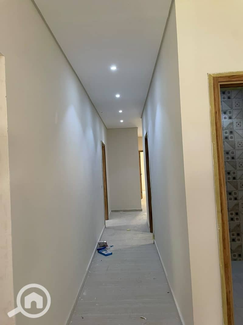 4 689224. jpg