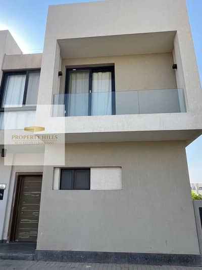 4 Bedroom Villa for Sale in Shorouk City, Cairo - 255bc789-bdec-46f5-b9be-e96423f5ef4c. jpg