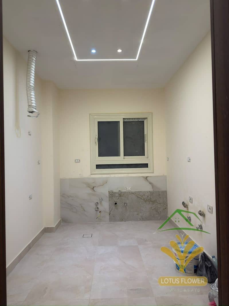 7 1001345917. jpg