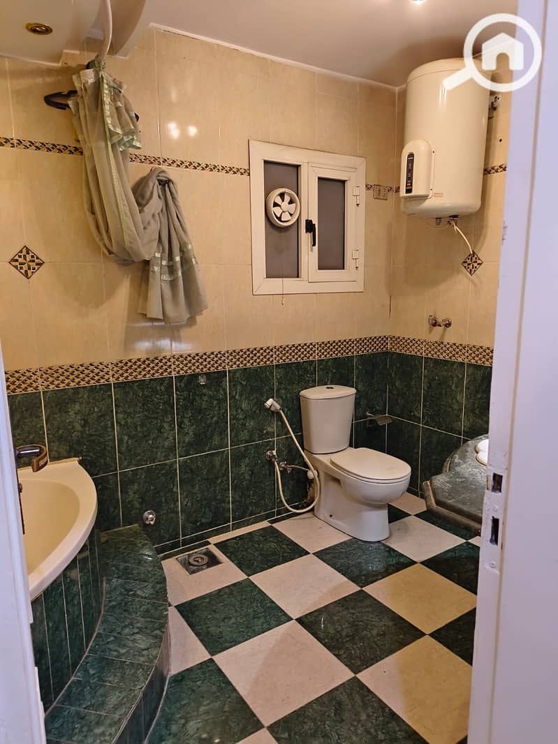 4 1001318655. jpg