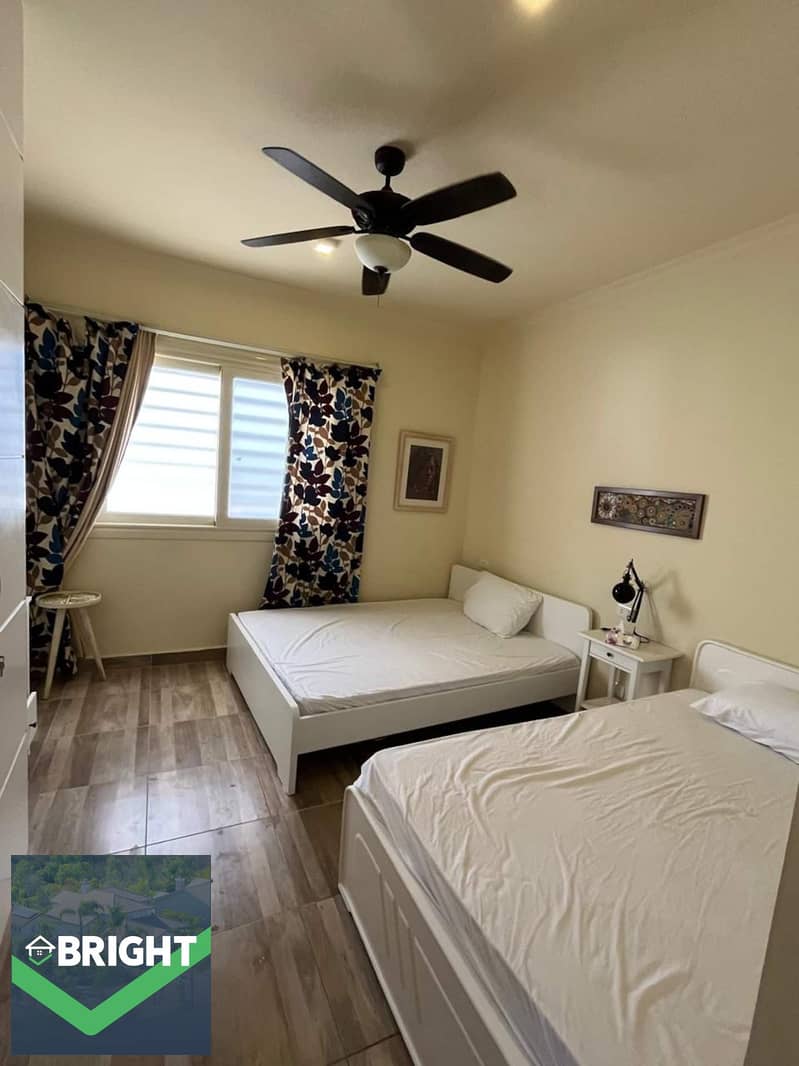 8 08_Twin_Bedroom. jpg