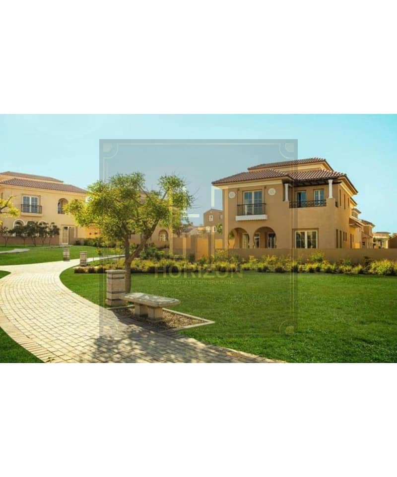 5 Villas-For-Sale-in-HYDE-Park. jpg