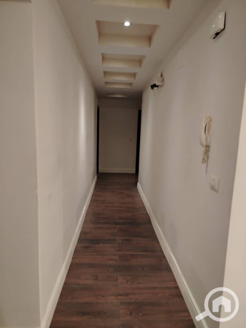 4 units-43511788102682. jpeg
