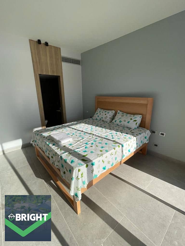 9 01_Bedroom. jpg