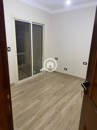شقة 3 غرف نوم للبيع في حدائق اكتوبر، الجيزة - 1000824642. jpg
