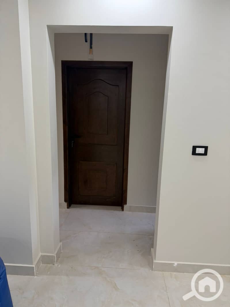 5 1000824638. jpg