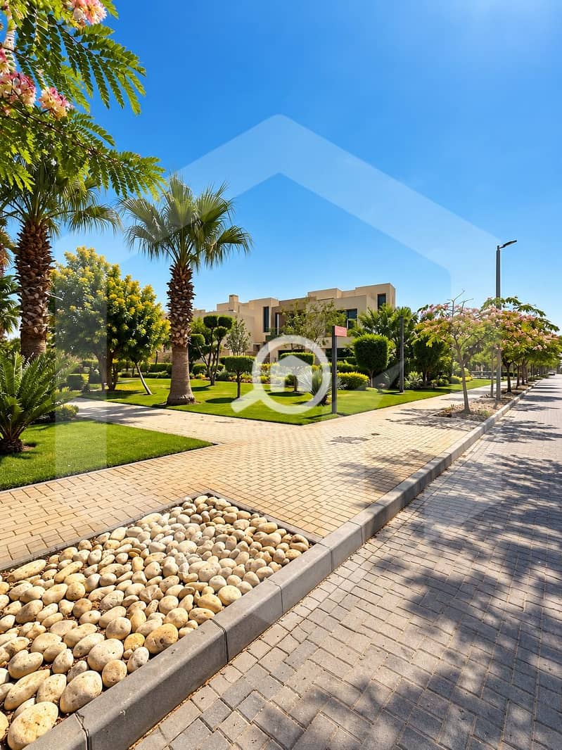 12 The Crown Palm Hills 12. jpg