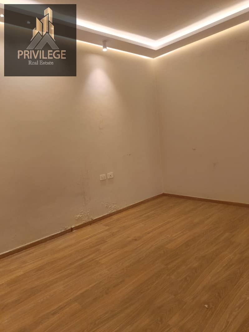 3 1000506444. jpg