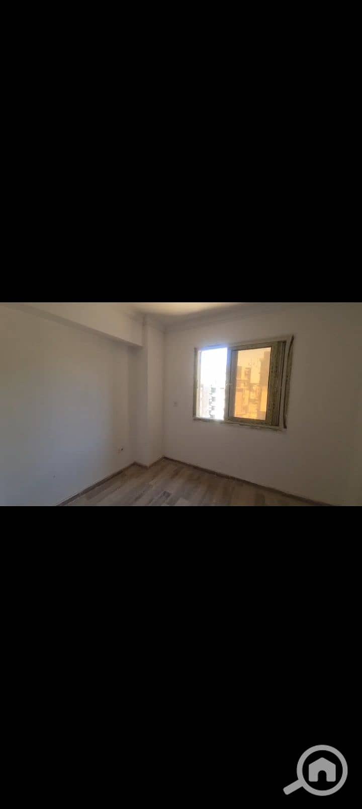 9 1000533179. jpg