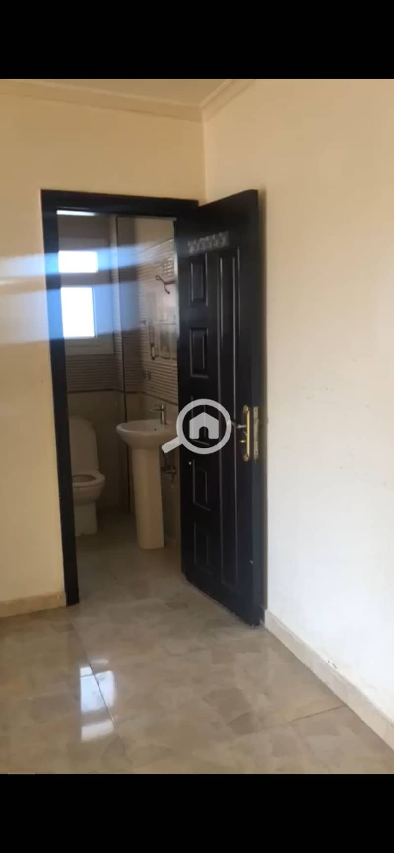10 1000124993. jpg