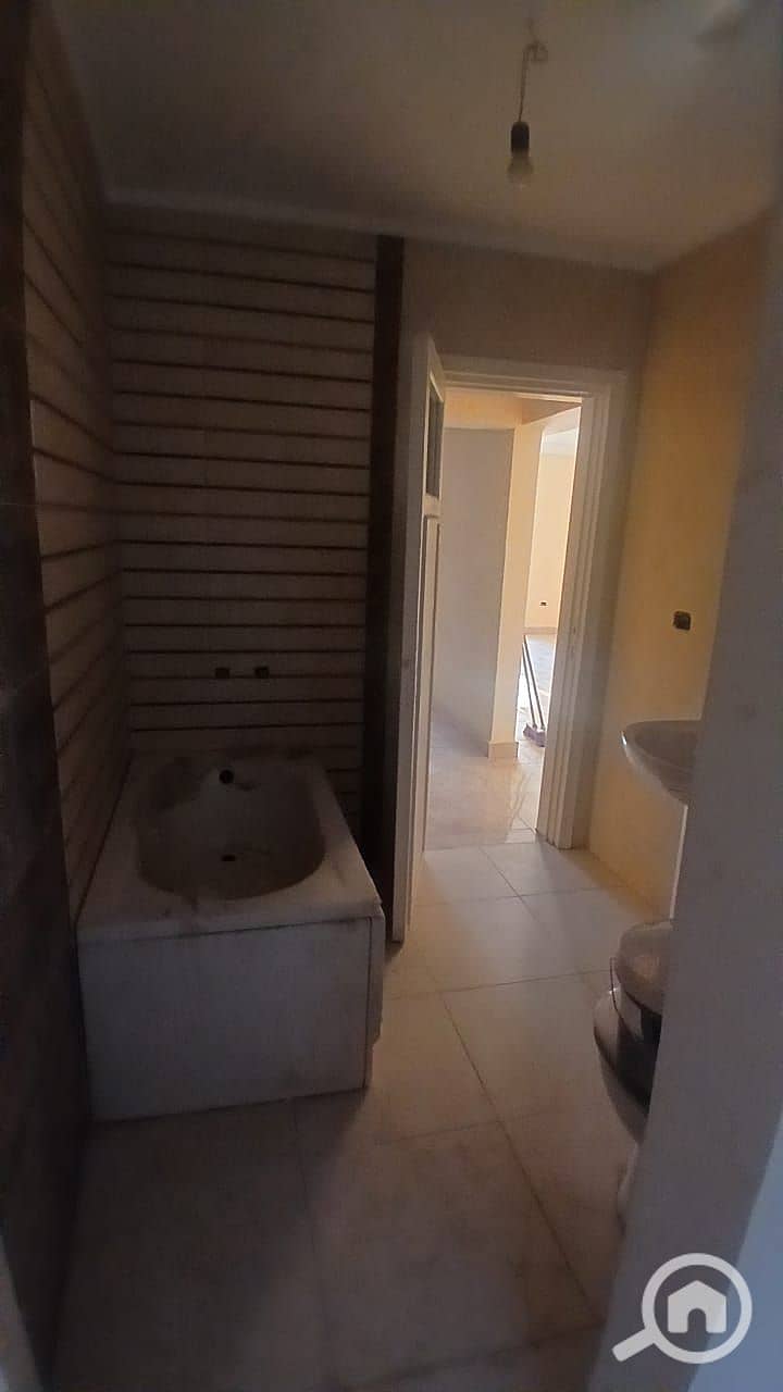 9 1000493387. jpg