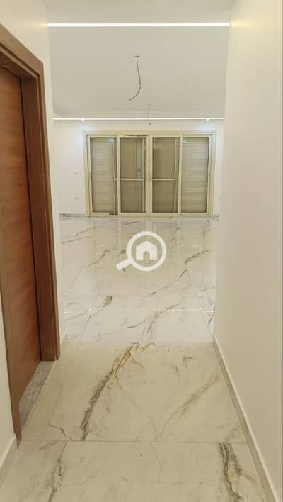 3 Bedroom Flat for Rent in New Cairo, Cairo - photo_6019345388189453983_y. jpg