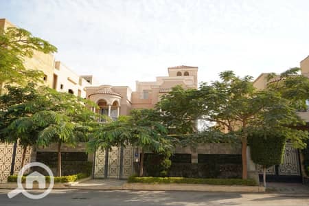 فیلا 3 غرف نوم للبيع في مدينة الشروق، القاهرة - photo_5985575950126616500_y. jpg فیلا 3 غرف نوم للبيع في مدينة الشروق، القاهرة - photo_5985575950126616500_y. jpg