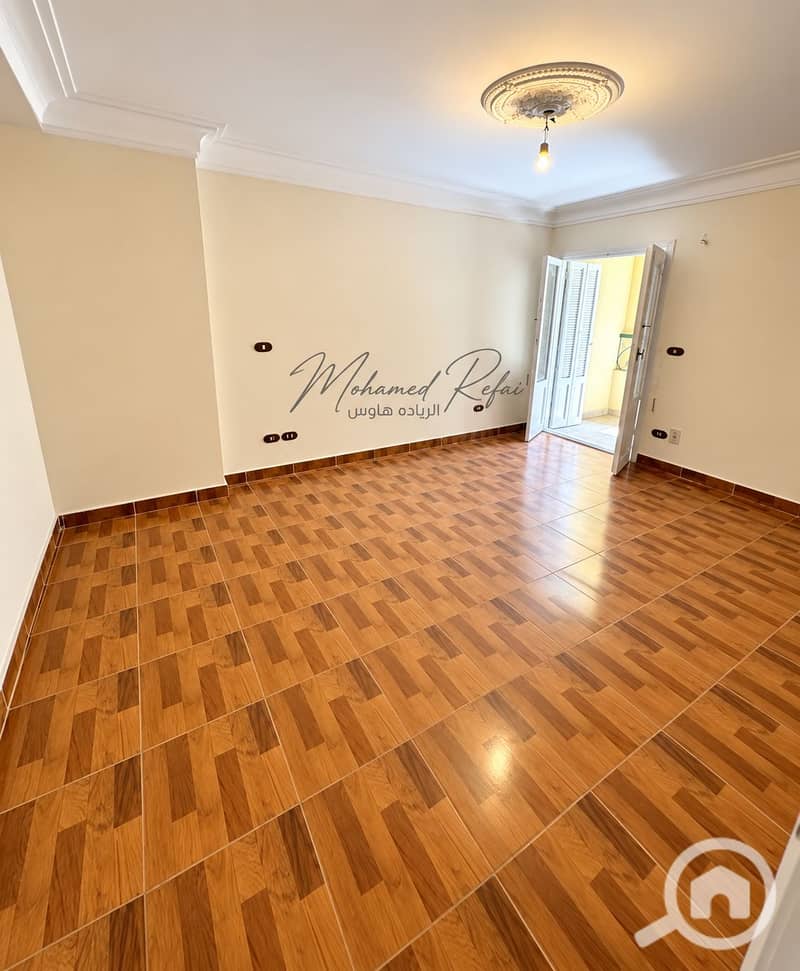 7 Bright Empty Room with Parquet Tile Floor. png