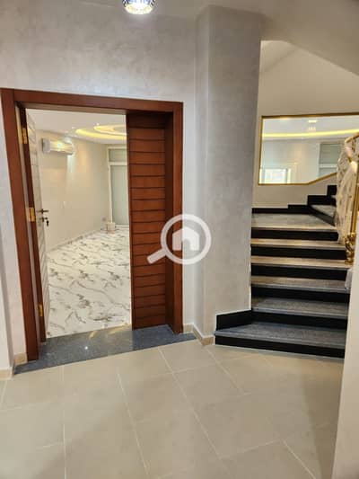 تاون هاوس 5 غرف نوم للايجار في القاهرة الجديدة، القاهرة - 839dced5-1e47-4023-8695-2b42f5ad7f2a. jpg تاون هاوس 5 غرف نوم للايجار في القاهرة الجديدة، القاهرة - 839dced5-1e47-4023-8695-2b42f5ad7f2a. jpg