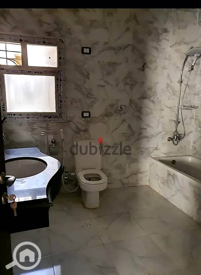 2 125682. jpg