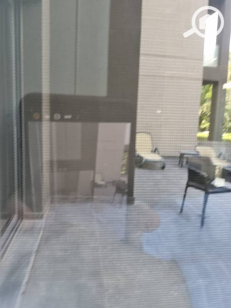 7 1084572. jpg