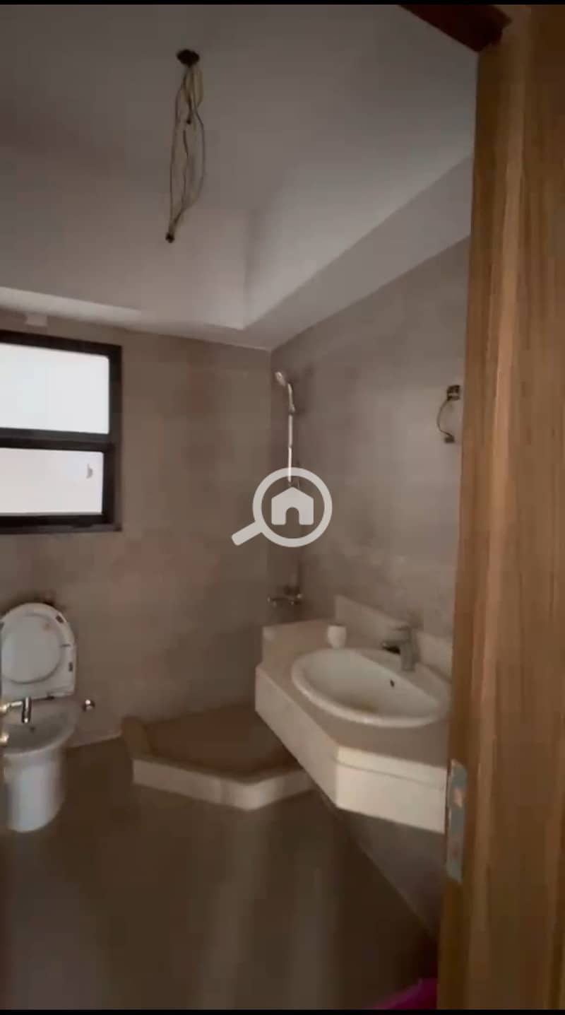 2 1000429641. jpg