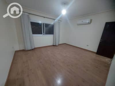 3 Bedroom Townhouse for Sale in Sheikh Zayed, Giza - WhatsApp Image 2022-11-21 at 9.40. 30 PM. jpeg 3 Bedroom Townhouse for Sale in Sheikh Zayed, Giza - WhatsApp Image 2022-11-21 at 9.40. 30 PM. jpeg