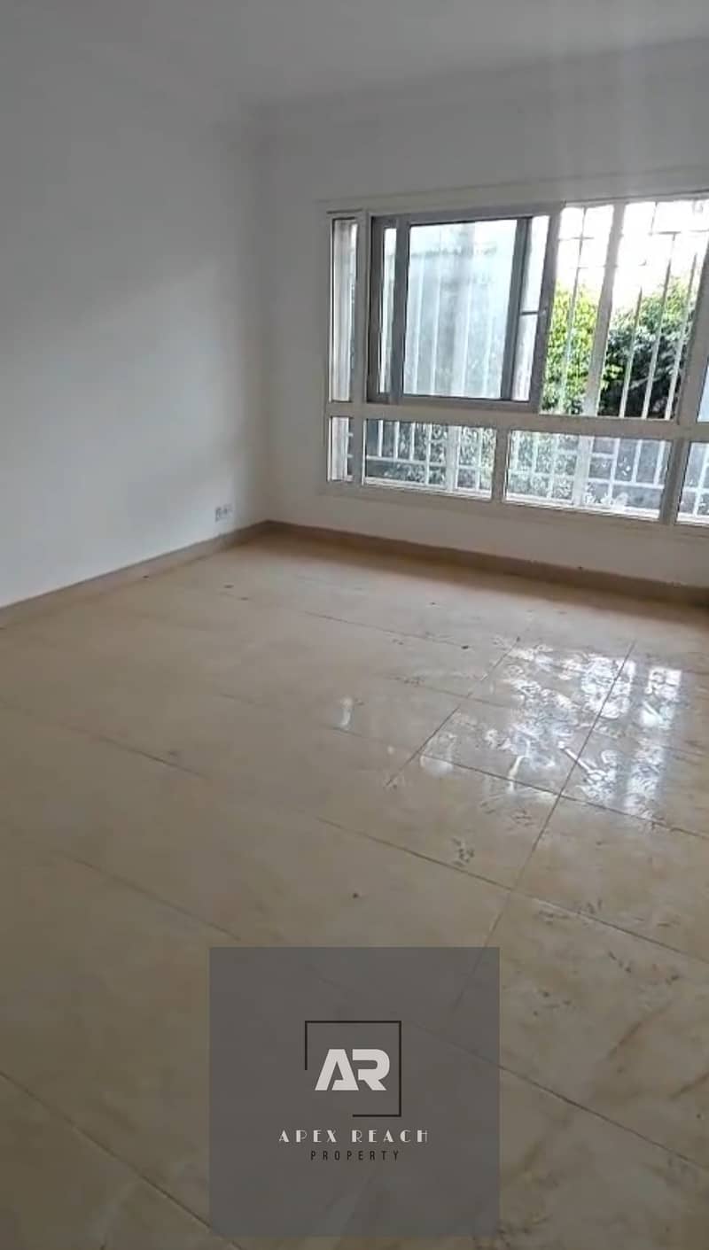 7 1002925963. jpg