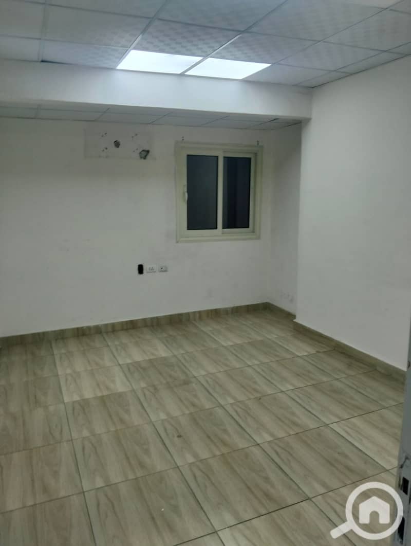 5 1000418345. jpg