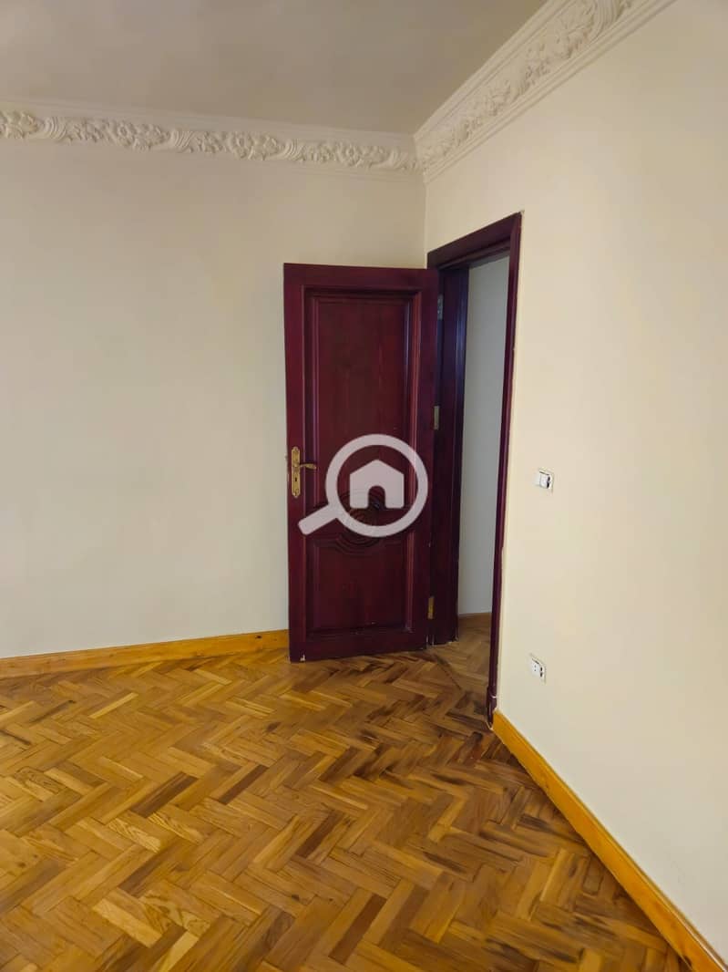 8 132757. jpg