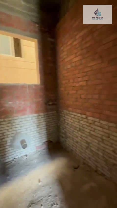 12 WhatsApp Video 2026-10-28 at 7.52. 03 AM_0128. jpg