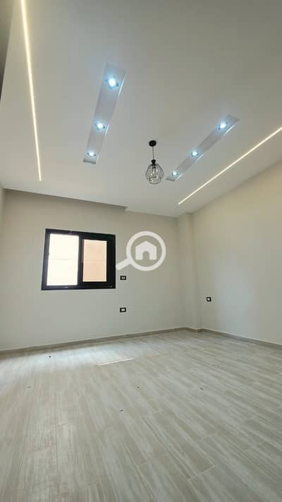 3 Bedroom Flat for Sale in New Cairo, Cairo - 0e73efd8-fcff-4e26-8d25-d094b15b4095. jpg