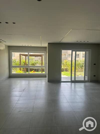 3 Bedroom Flat for Sale in 6th of October, Giza - 722036822_984629537534500_6287620543530402926_n. jpg 3 Bedroom Flat for Sale in 6th of October, Giza - 722036822_984629537534500_6287620543530402926_n. jpg
