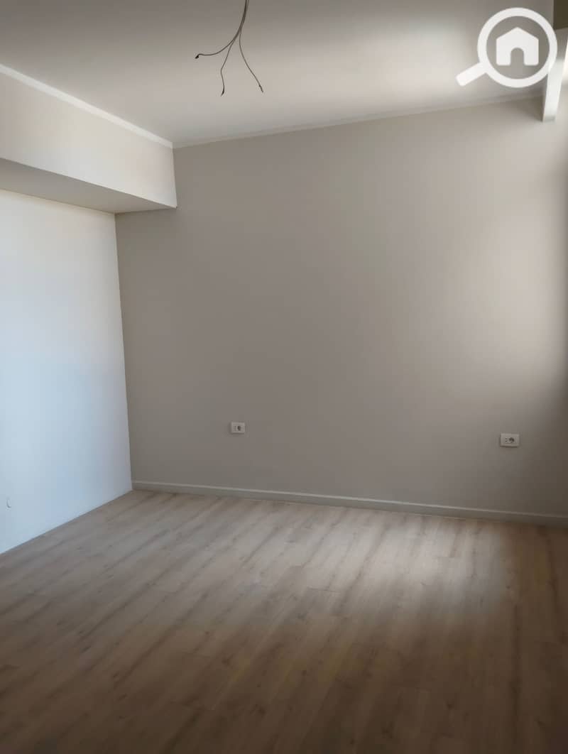 6 157356. jpg