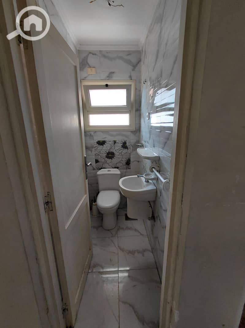 7 1003050455. jpg