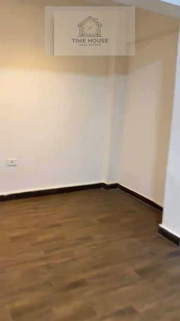 37 WhatsApp Image 2026-10-28 at 5.19. 44 PM. jpeg