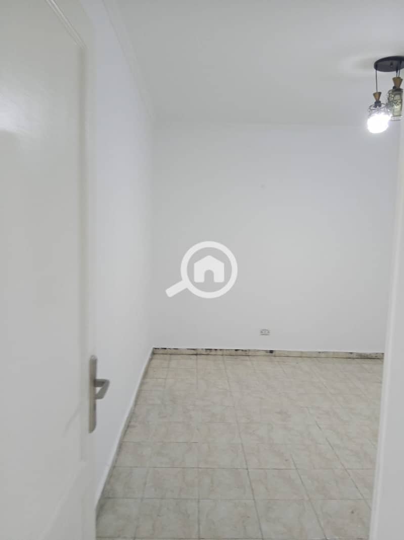 18 WhatsApp Image 2026-10-29 at 5.57. 16 PM (1). jpeg