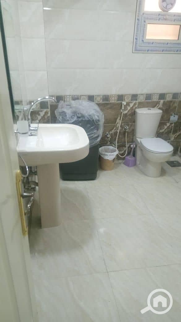 4 1050873. jpg